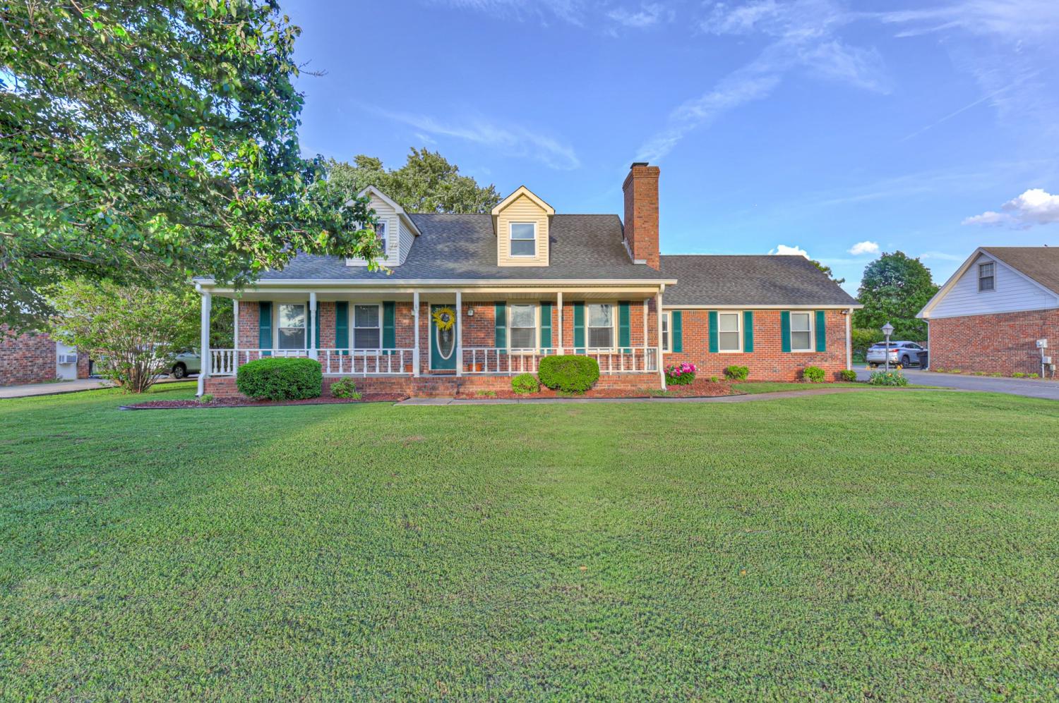 2146-Berkshire-Ln For Sale