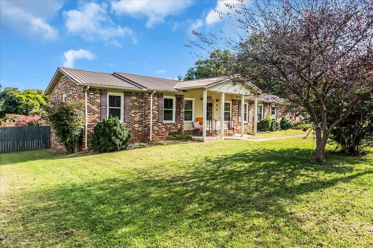 208-Tammy-Dr For Sale