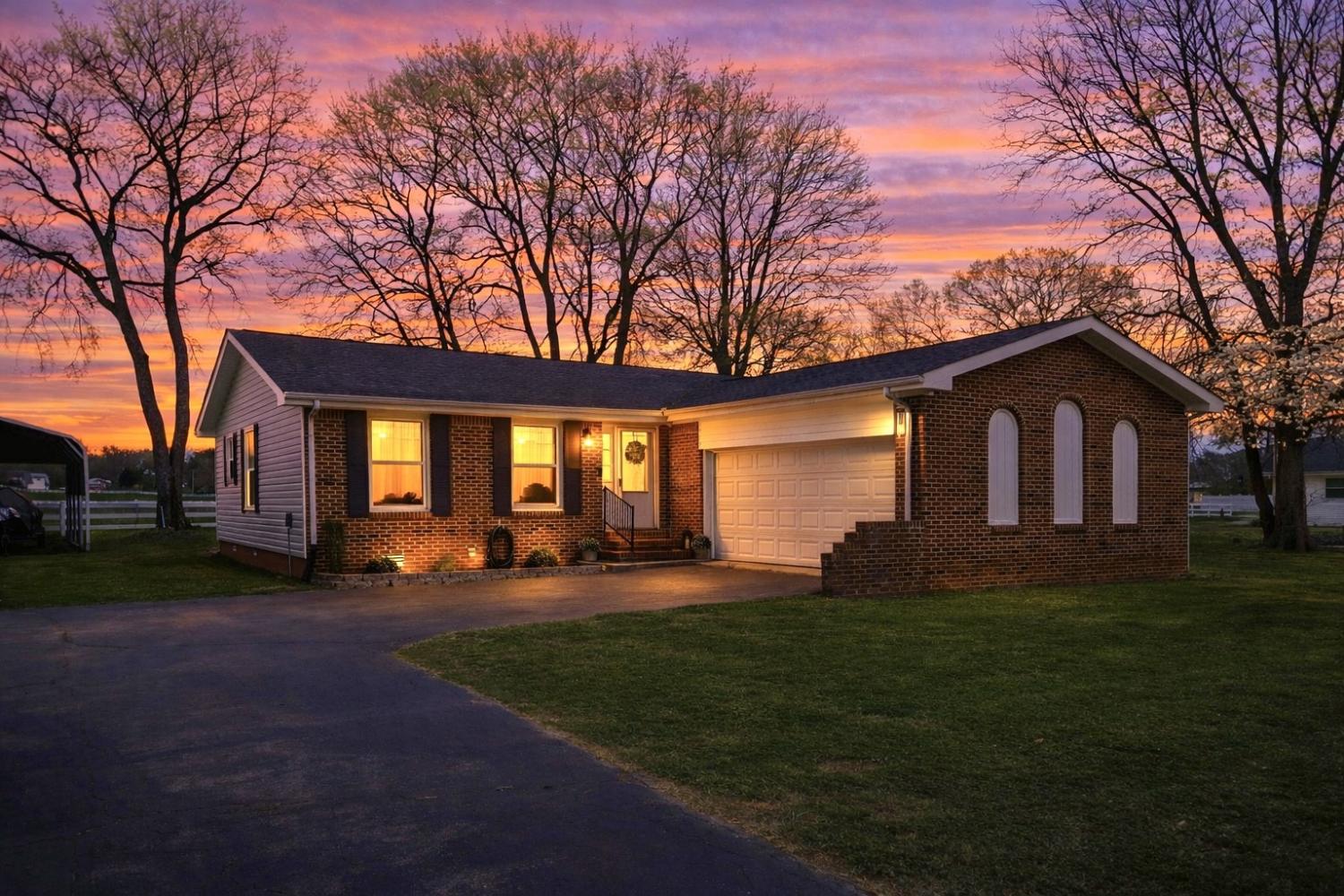 102-Lisa-Cir For Sale