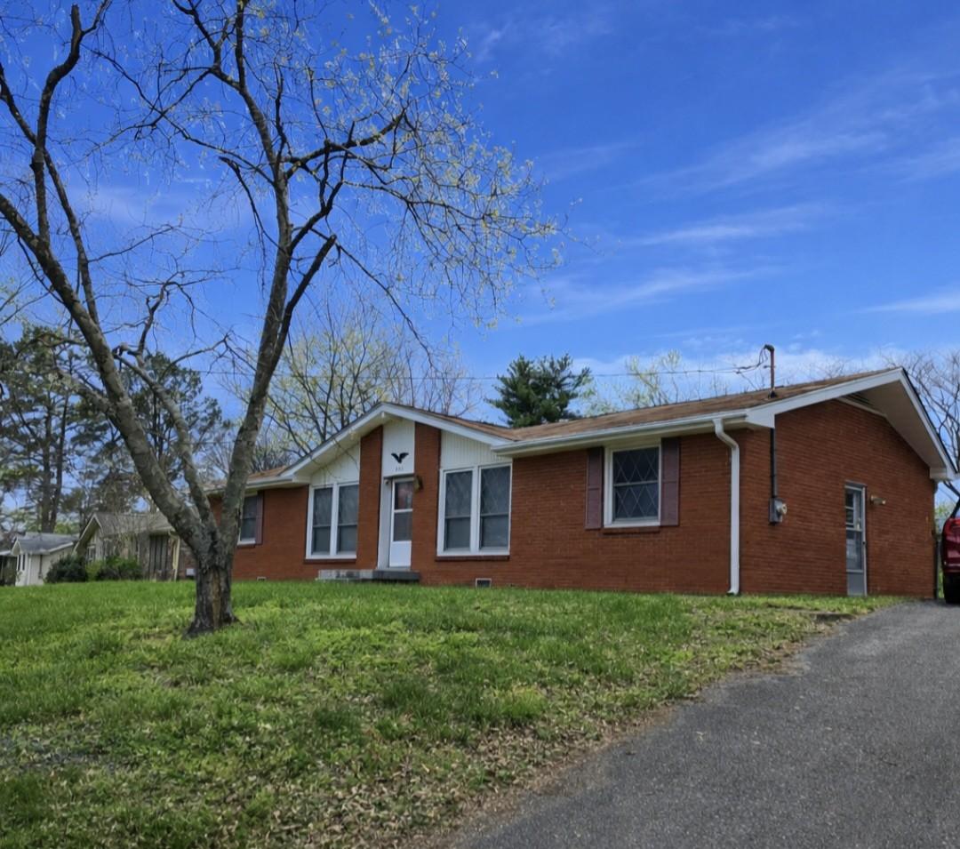 207-Blue-Ridge-Dr For Sale