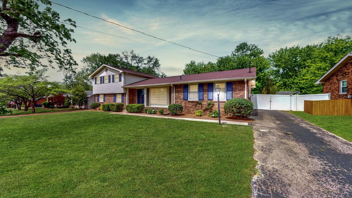 4534-Baton-Rouge-Dr For Sale