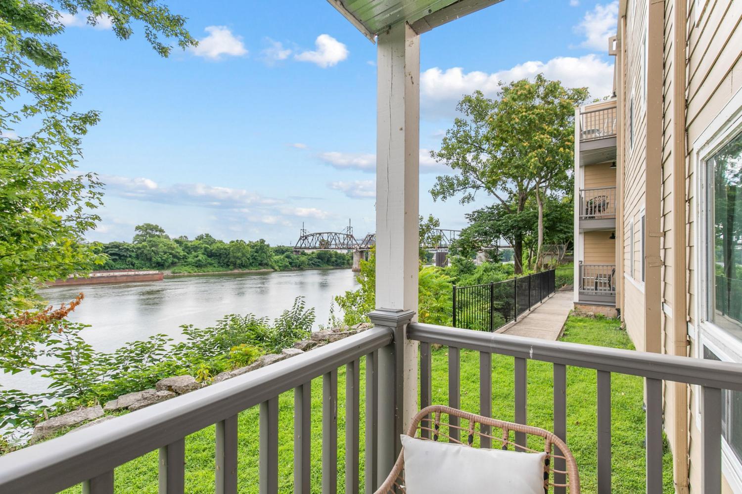 740-1st-Ave--N For Sale