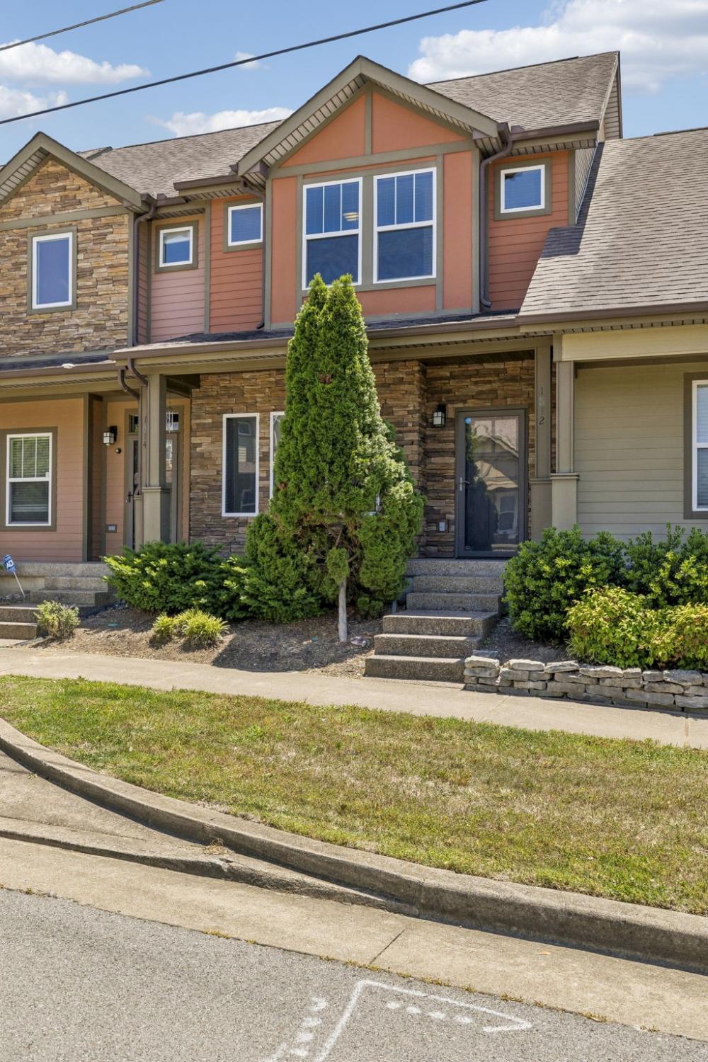 1812-Isabelle-Ct For Sale