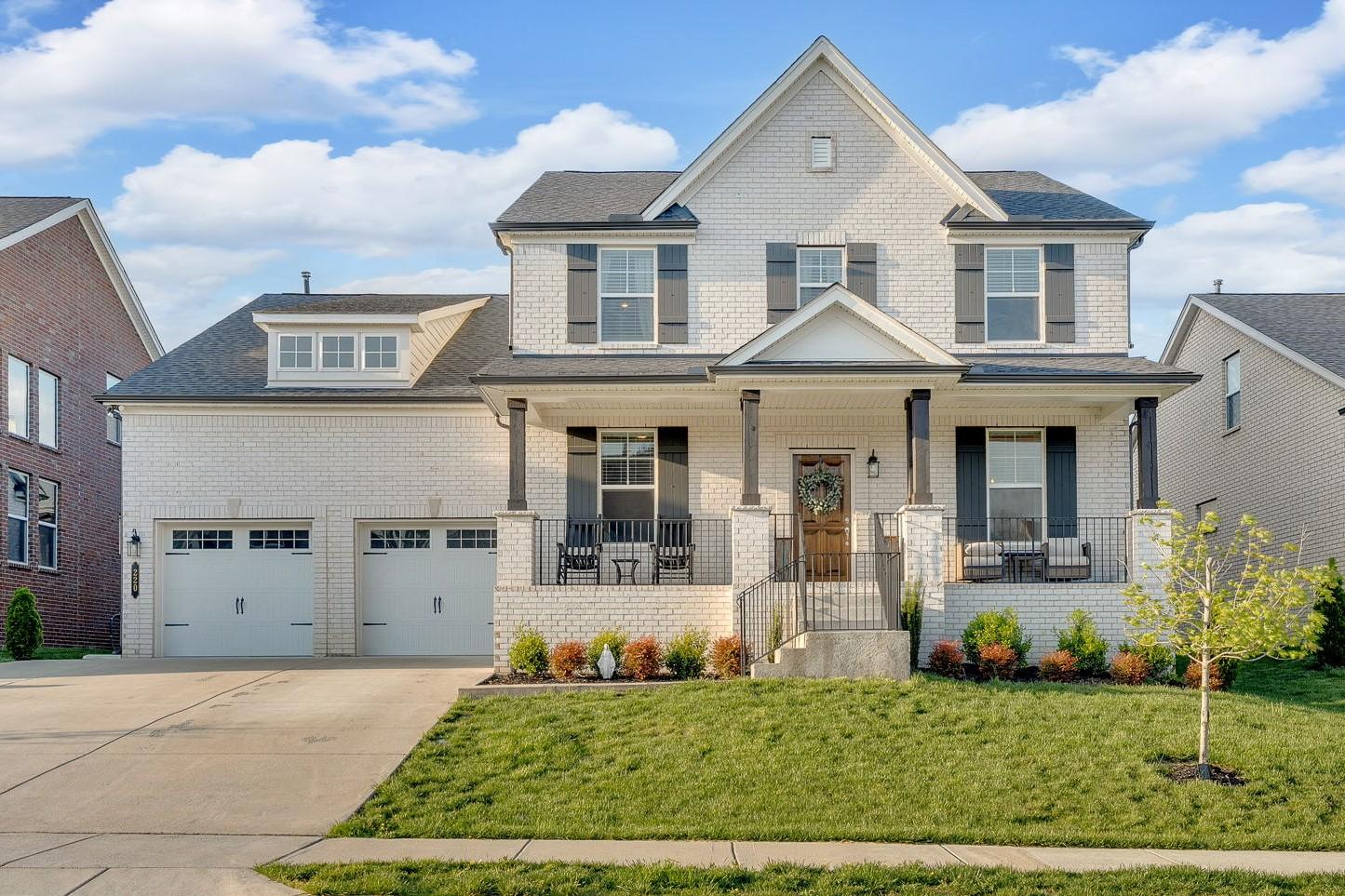 220-Caroline-Way For Sale