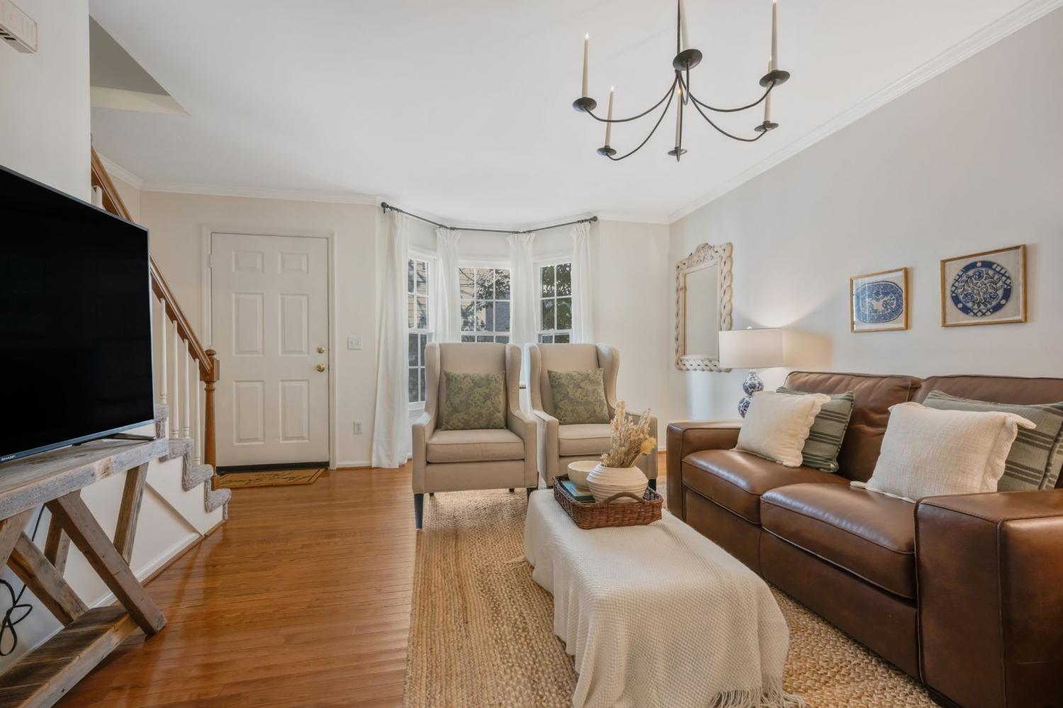 3135-Long-Blvd For Sale