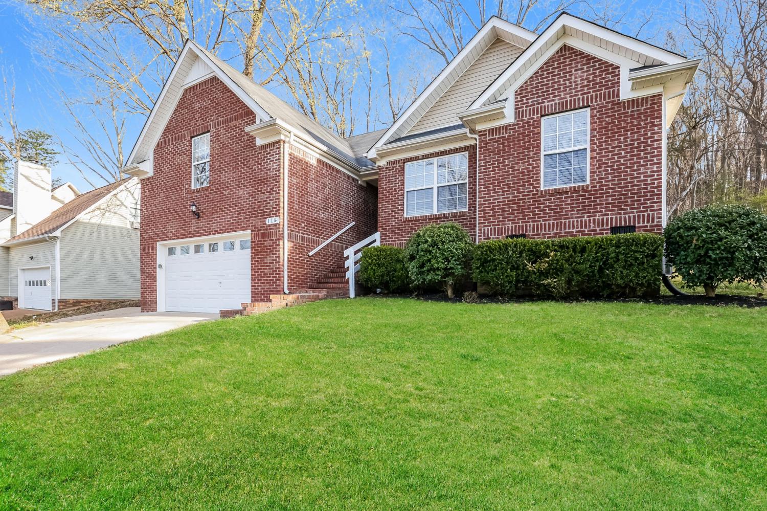112-McKinley-Dr For Sale