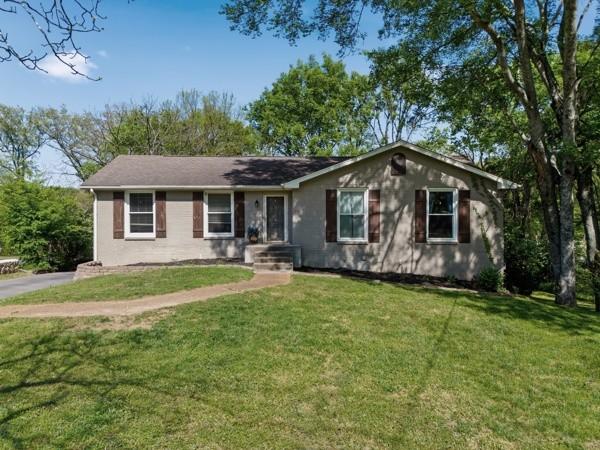 425-Lakeshore-Dr For Sale