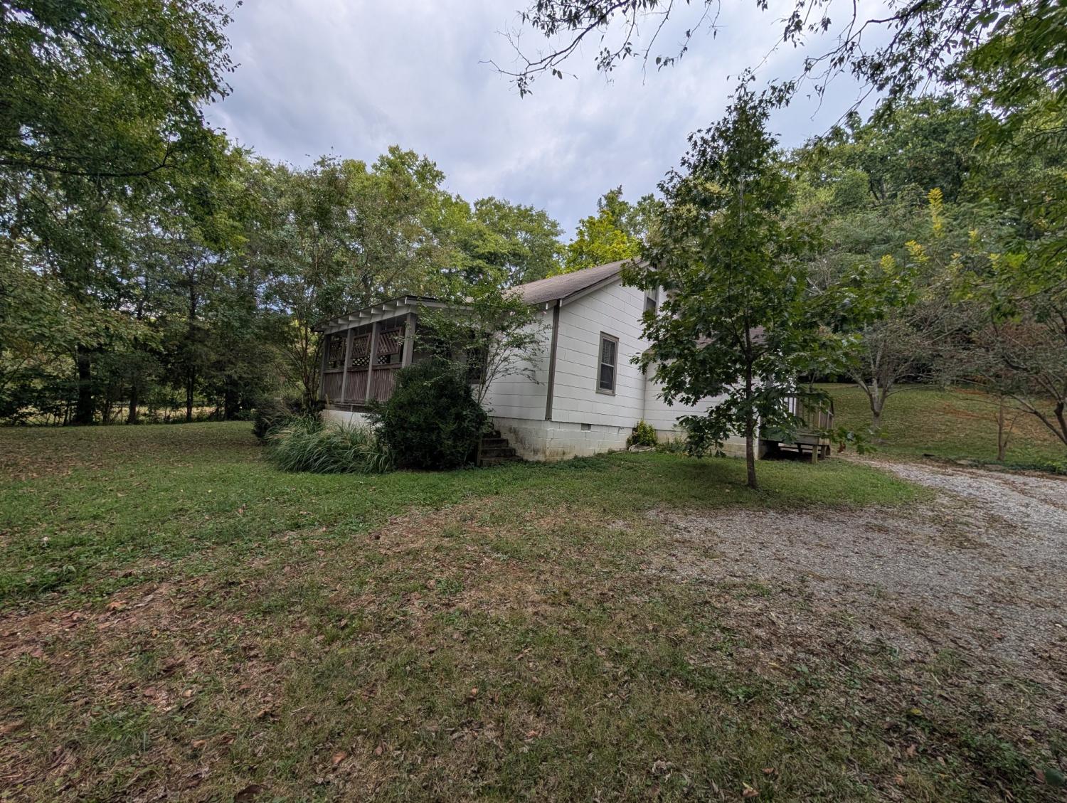 1551-Springfield-Hwy For Sale
