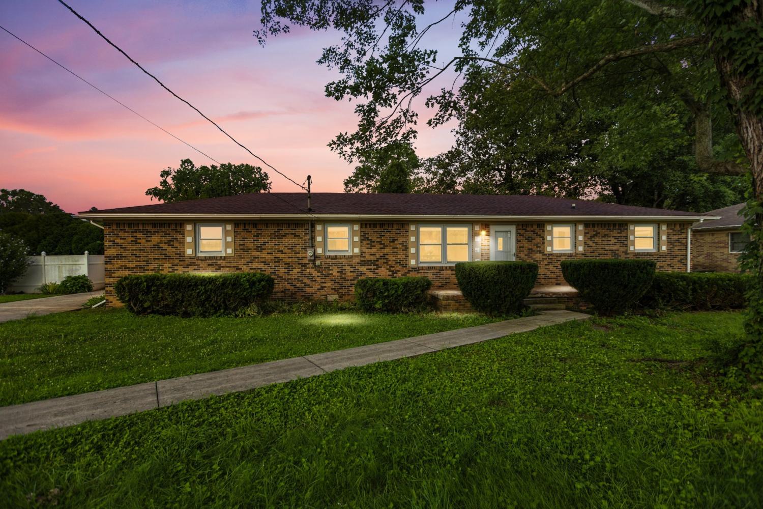 215-Patrick-St For Sale