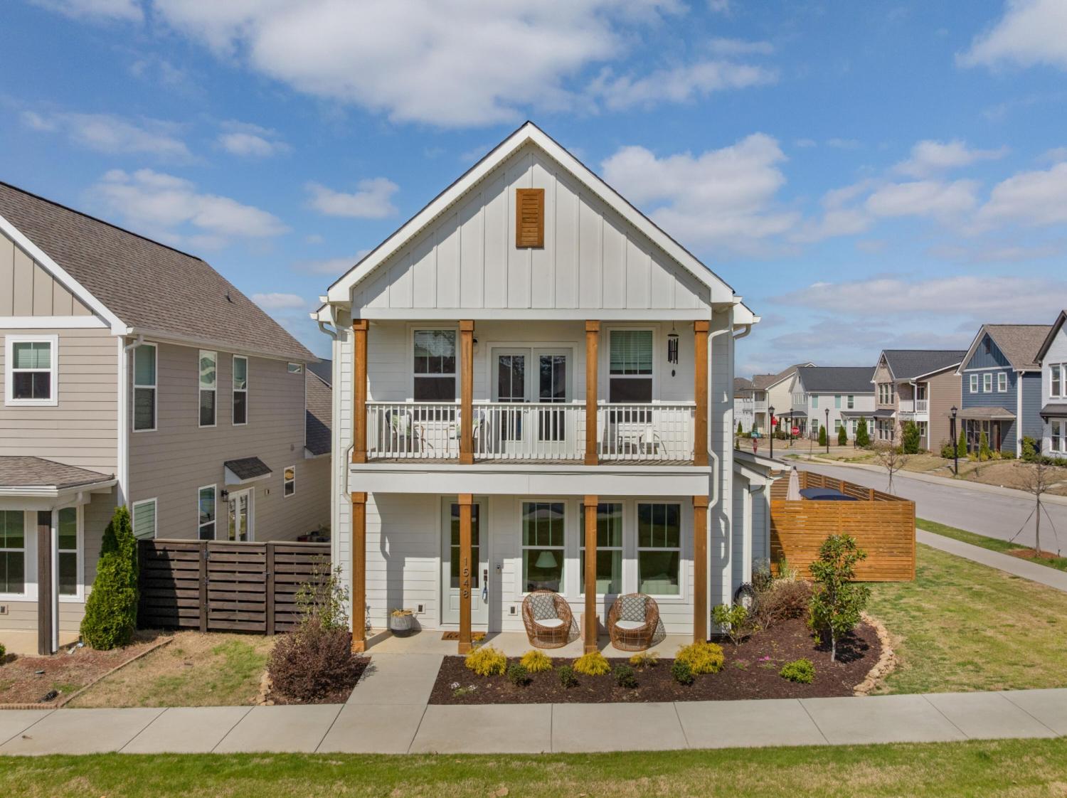 1548-Bourbon-Way For Sale