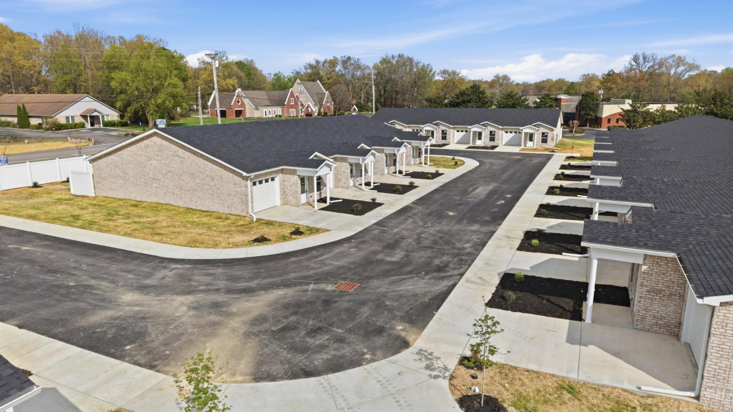 741-Kings-Ln For Sale