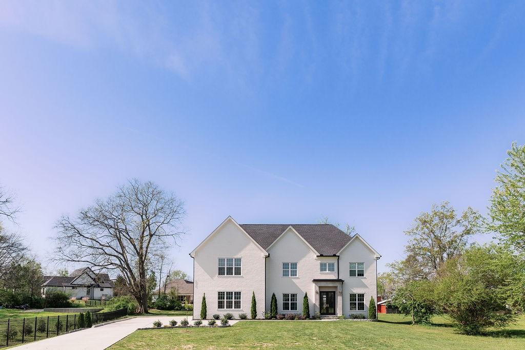 3038-Lakeshore-Dr For Sale