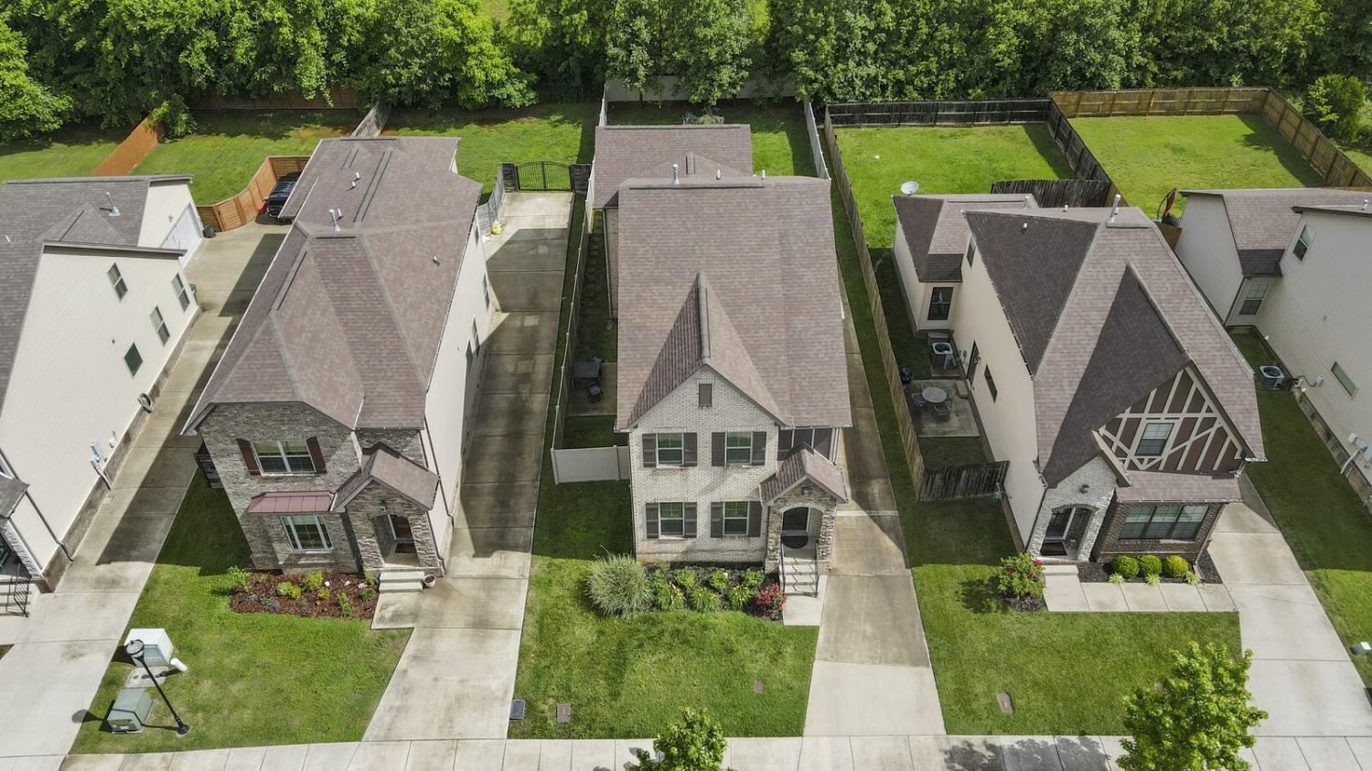 1569-Brockton-Ln For Sale