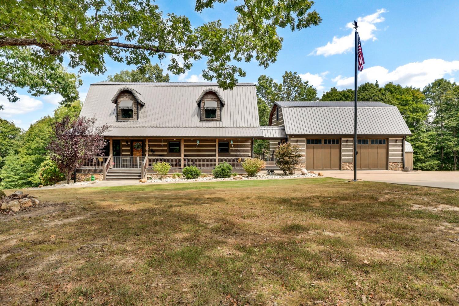 102-Highwater-Rd For Sale