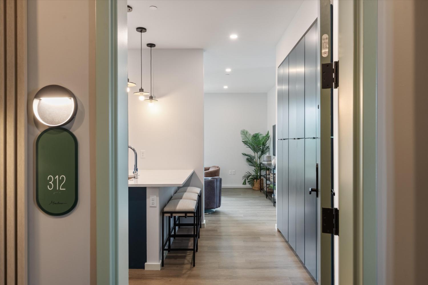 500-Merritt-Ave For Sale
