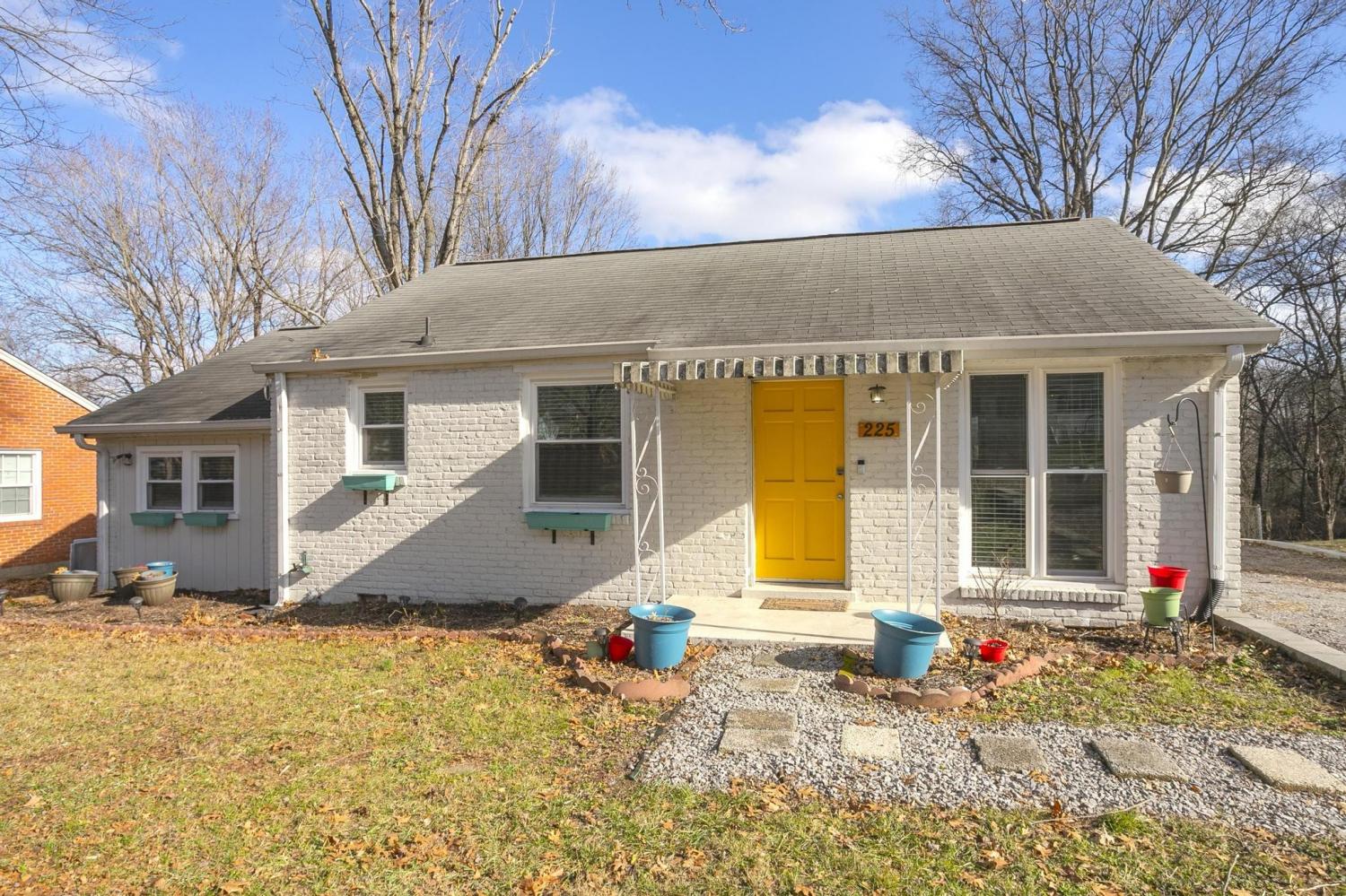 225-Ridgeway-Dr For Sale