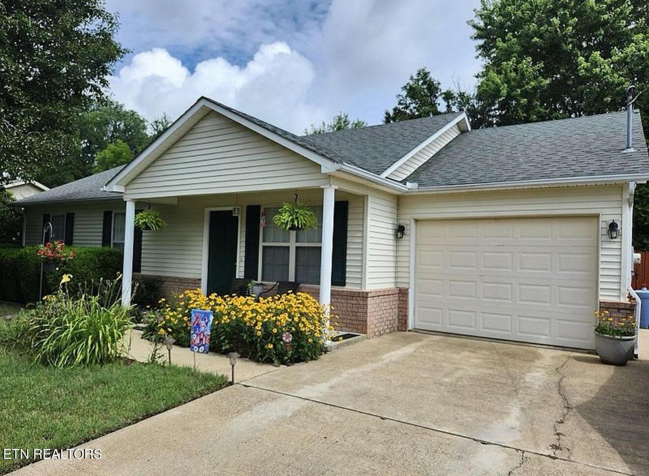 76-Village-St For Sale
