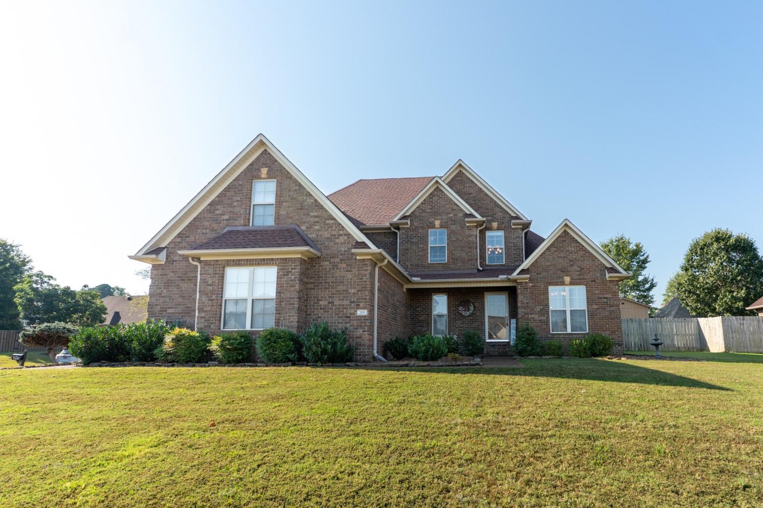 205-Crooked-Creek-Ln For Sale