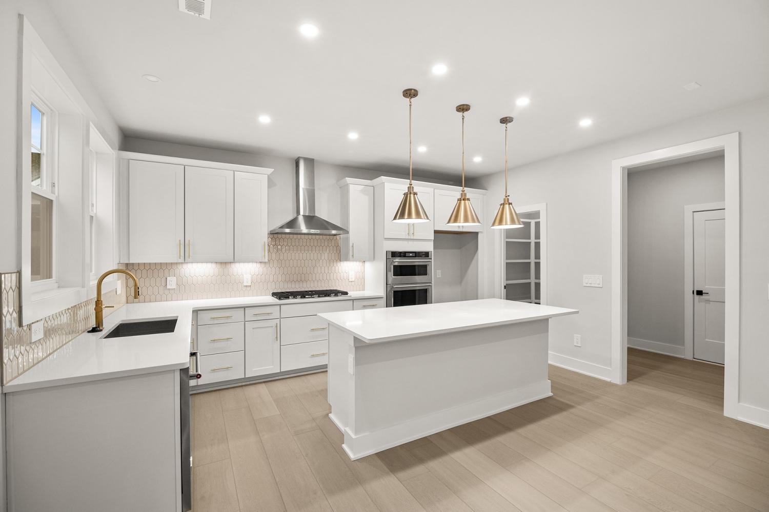 823-Silva-Loop For Sale