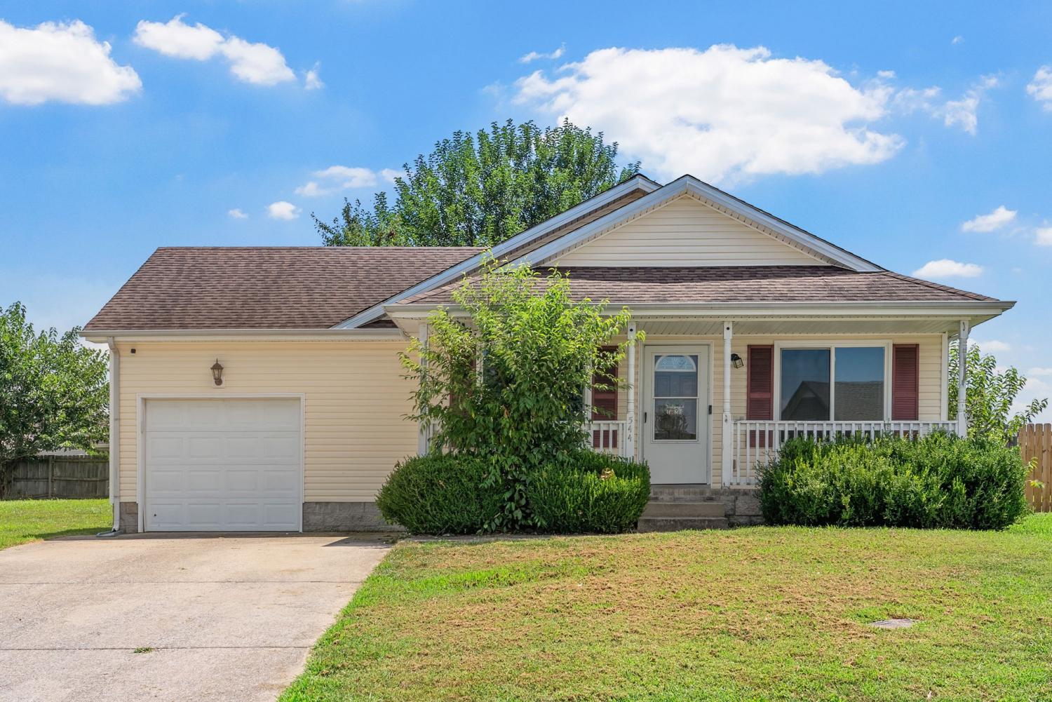 544-Oakmont-Dr For Sale