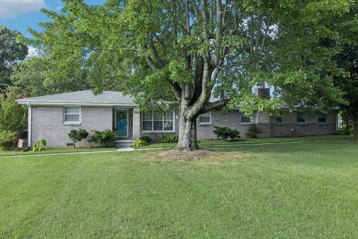 1005-Due-West-Cir For Sale