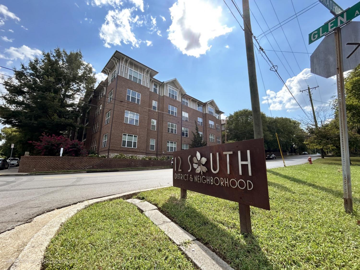2310-Elliott-Ave For Sale