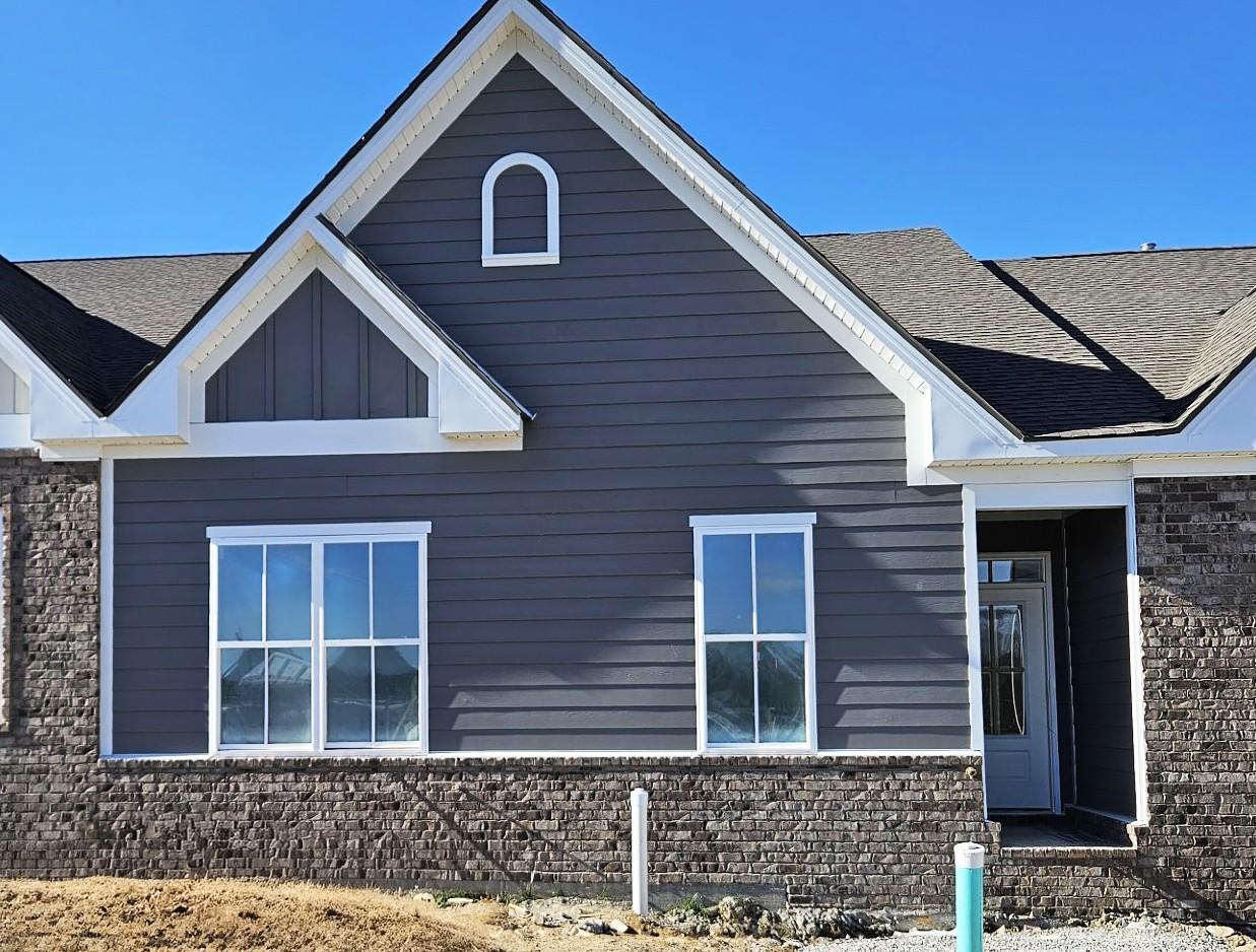 403-W-Stonehaus-XING For Sale