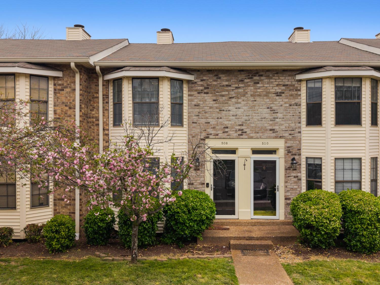 508-Thomas-Jefferson-Cir For Sale