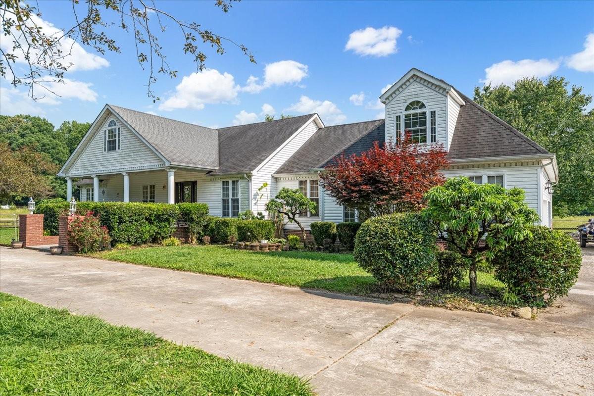 431-Jack-Thomas-Dr For Sale