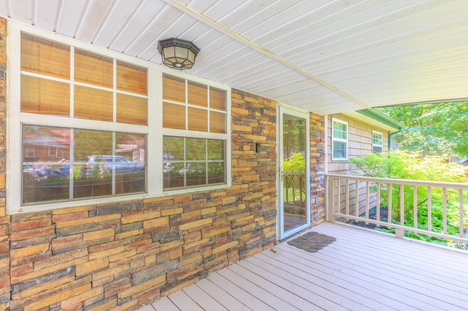 252-Valley-View-Drive For Sale