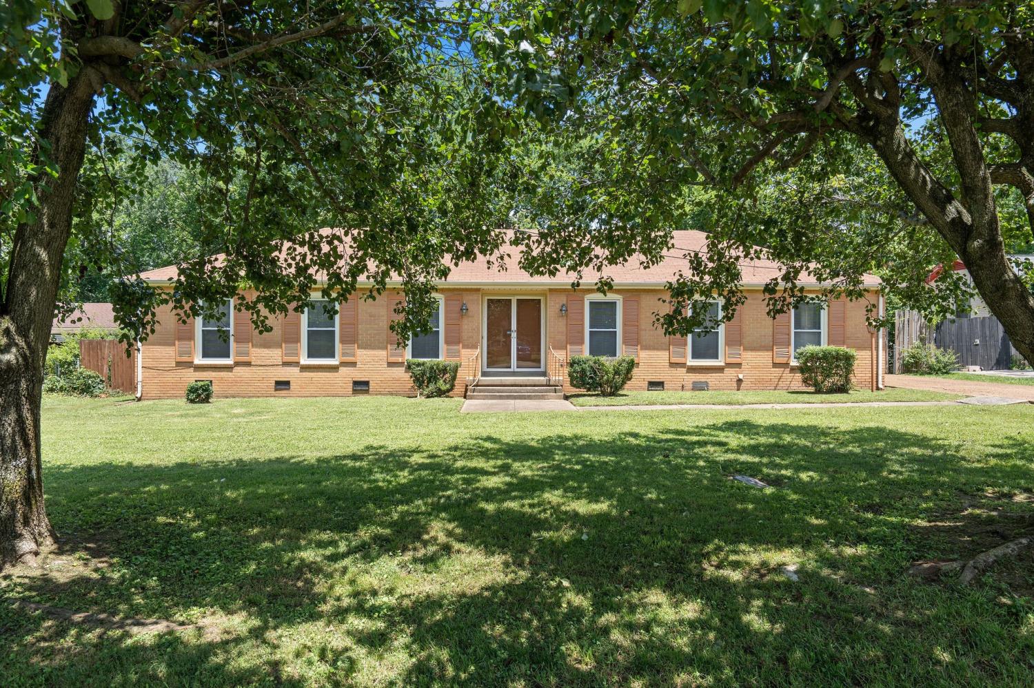 2311-Mayfair-Ave For Sale
