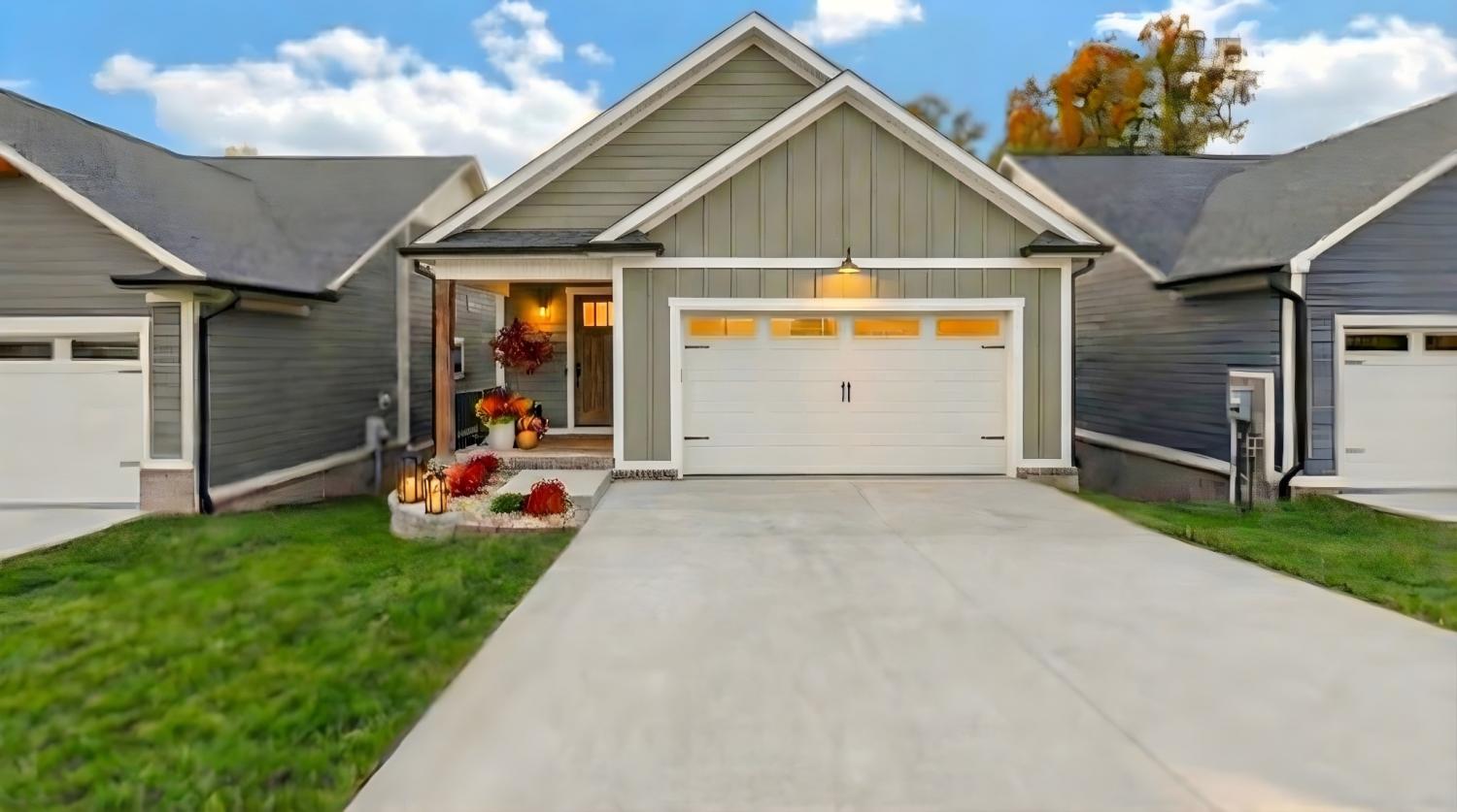 376-MOON-BAY-DR For Sale