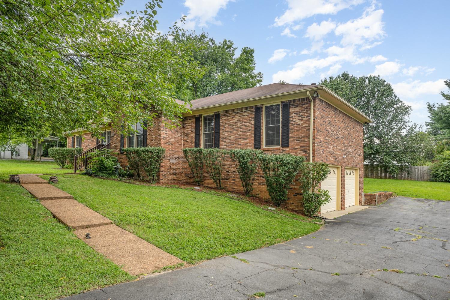 408-Shawnee-Dr For Sale