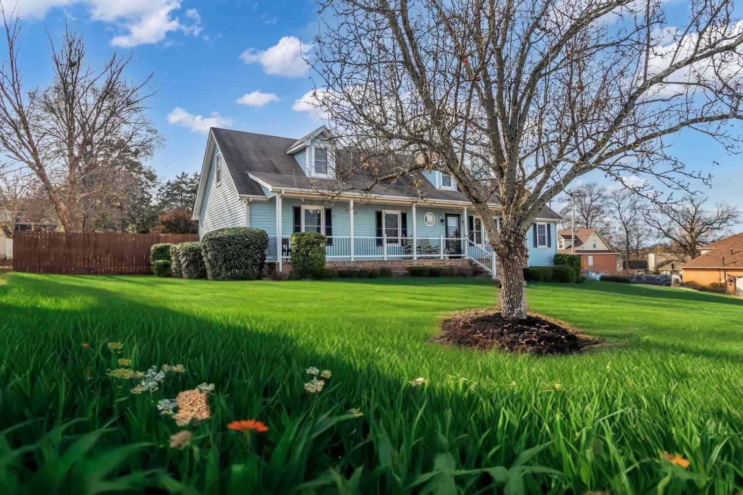 208-Saint-Pauls-Ln For Sale