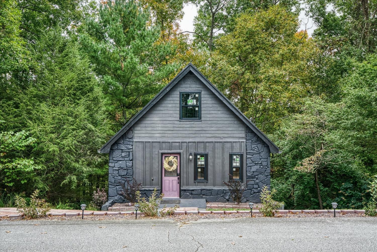 37-River-Ln For Sale