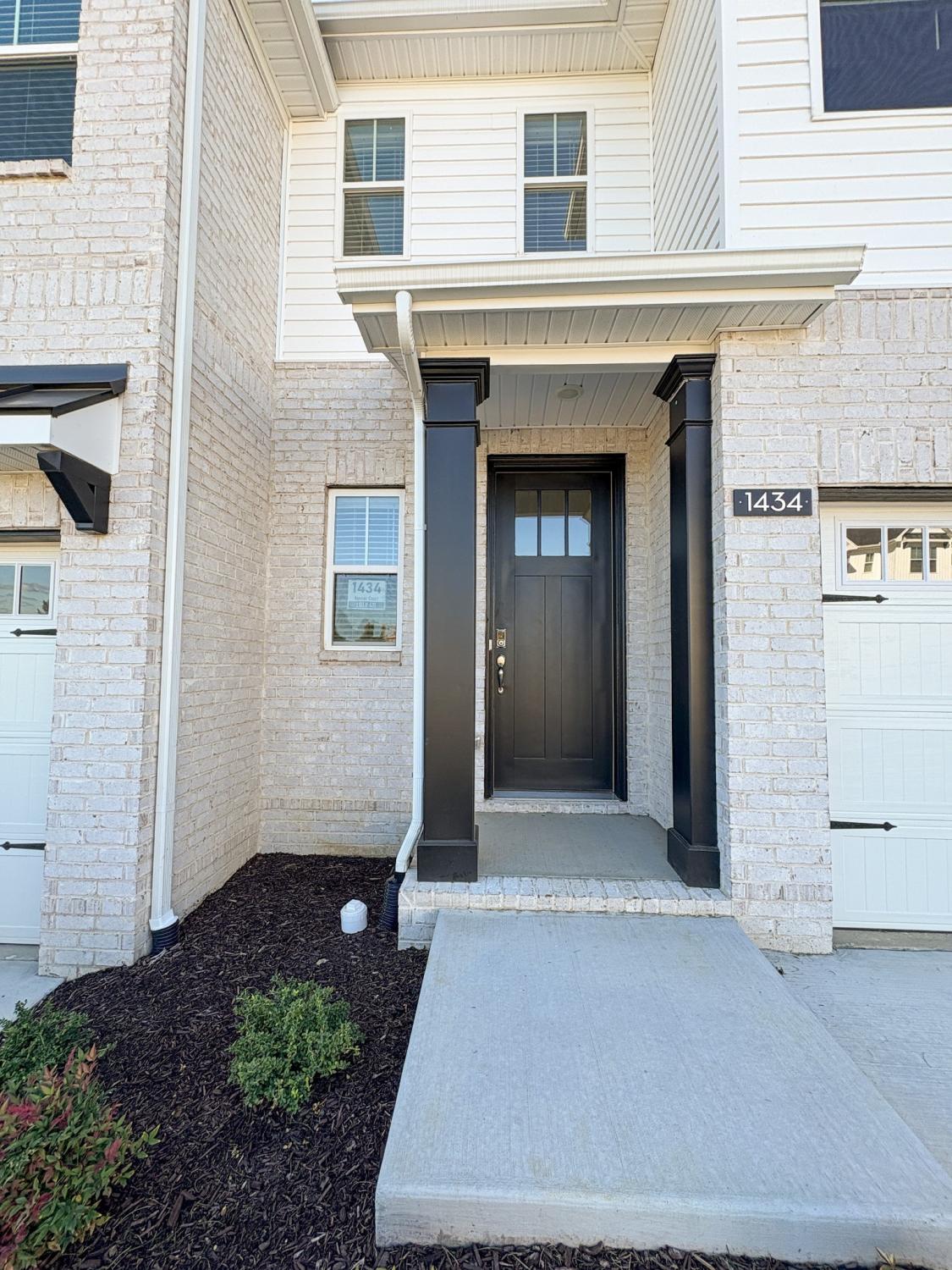 1434-Vanner-Ct-lot-411 For Sale