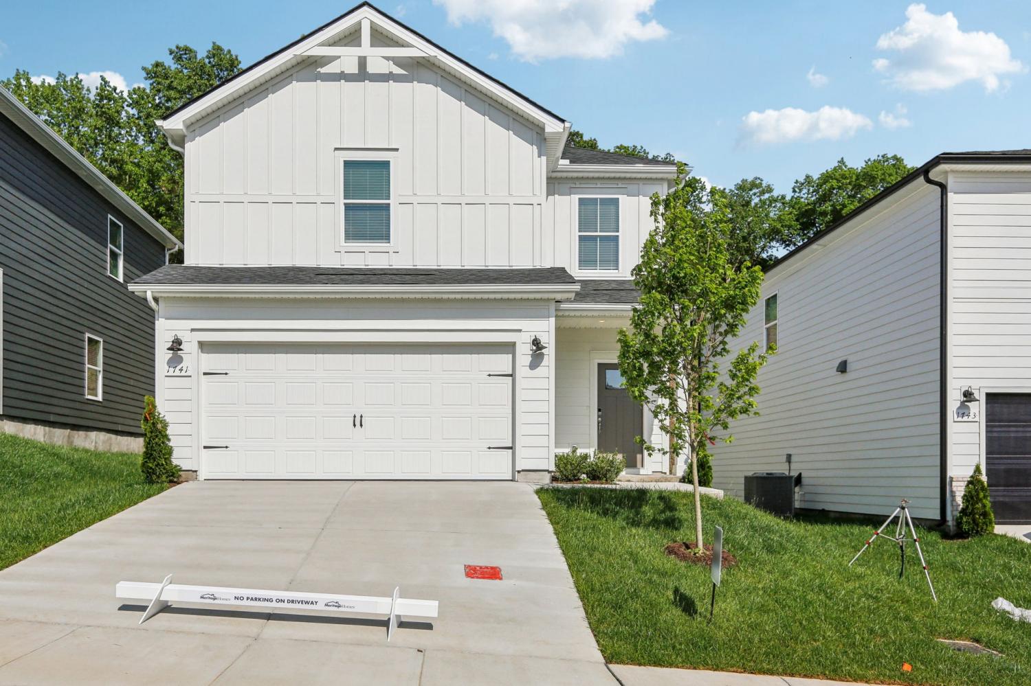 1741-Flora-Grv For Sale