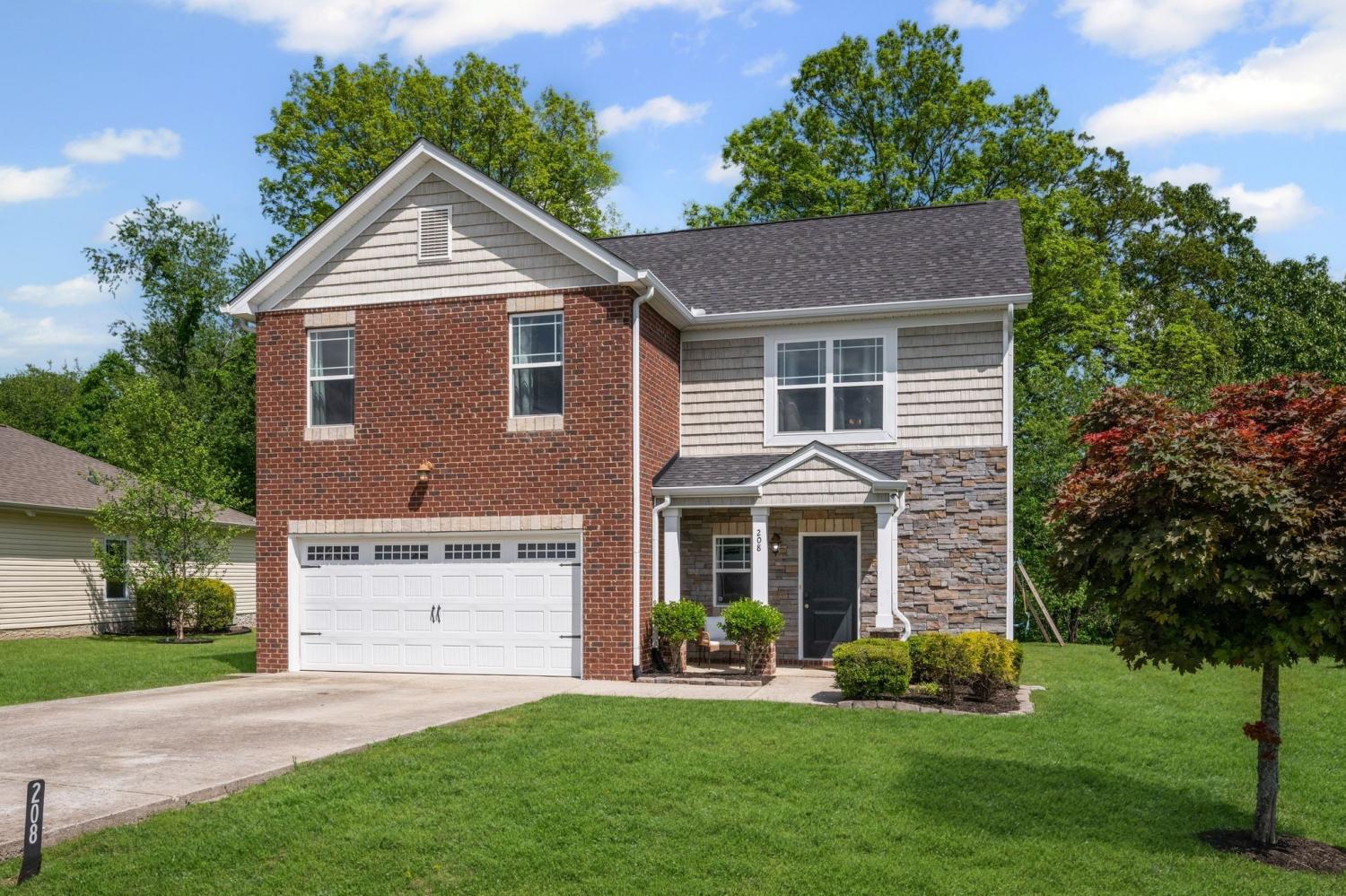 208-Wyburn-Pl For Sale