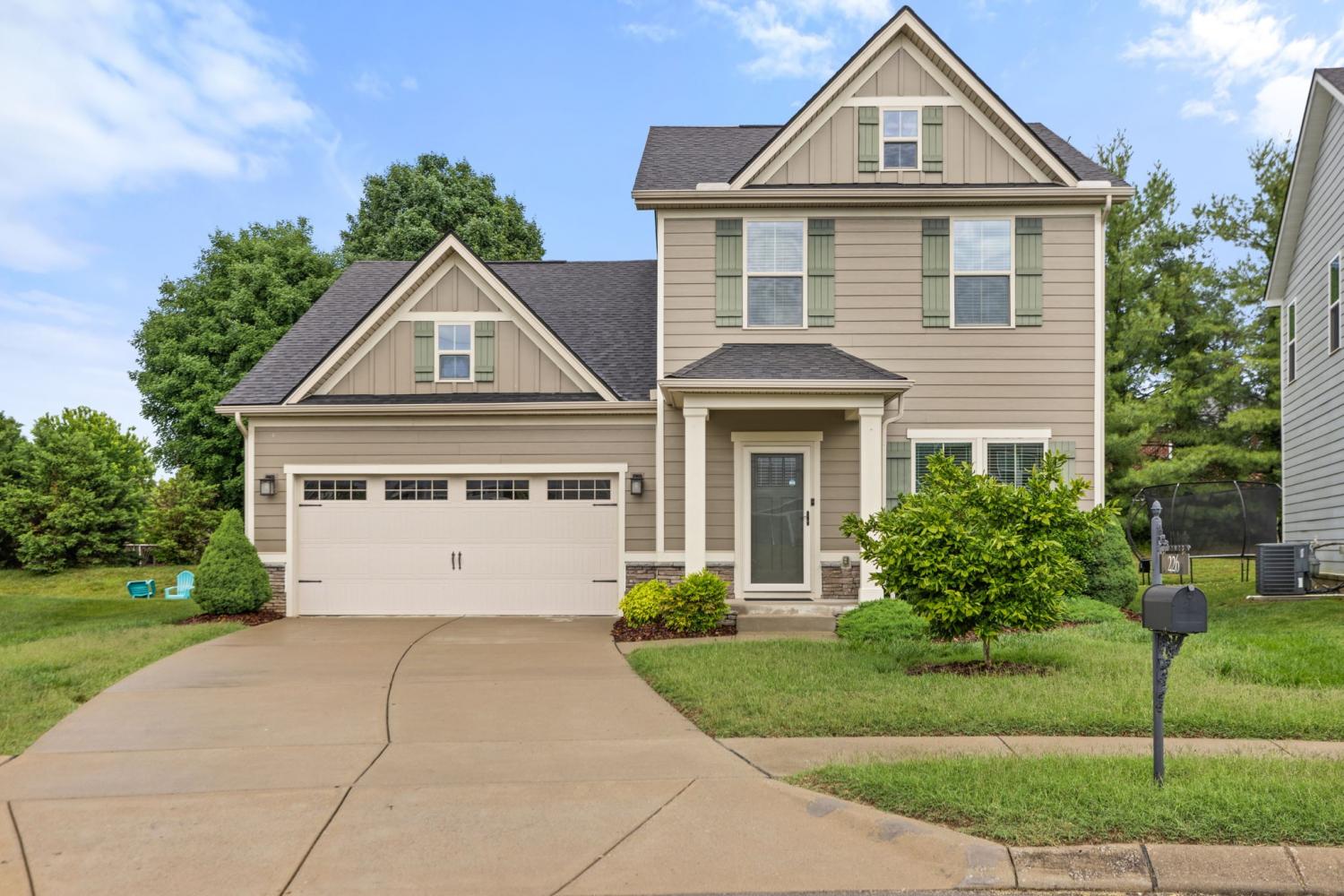 226 Audrey Dr TN 37174 For Sale - 