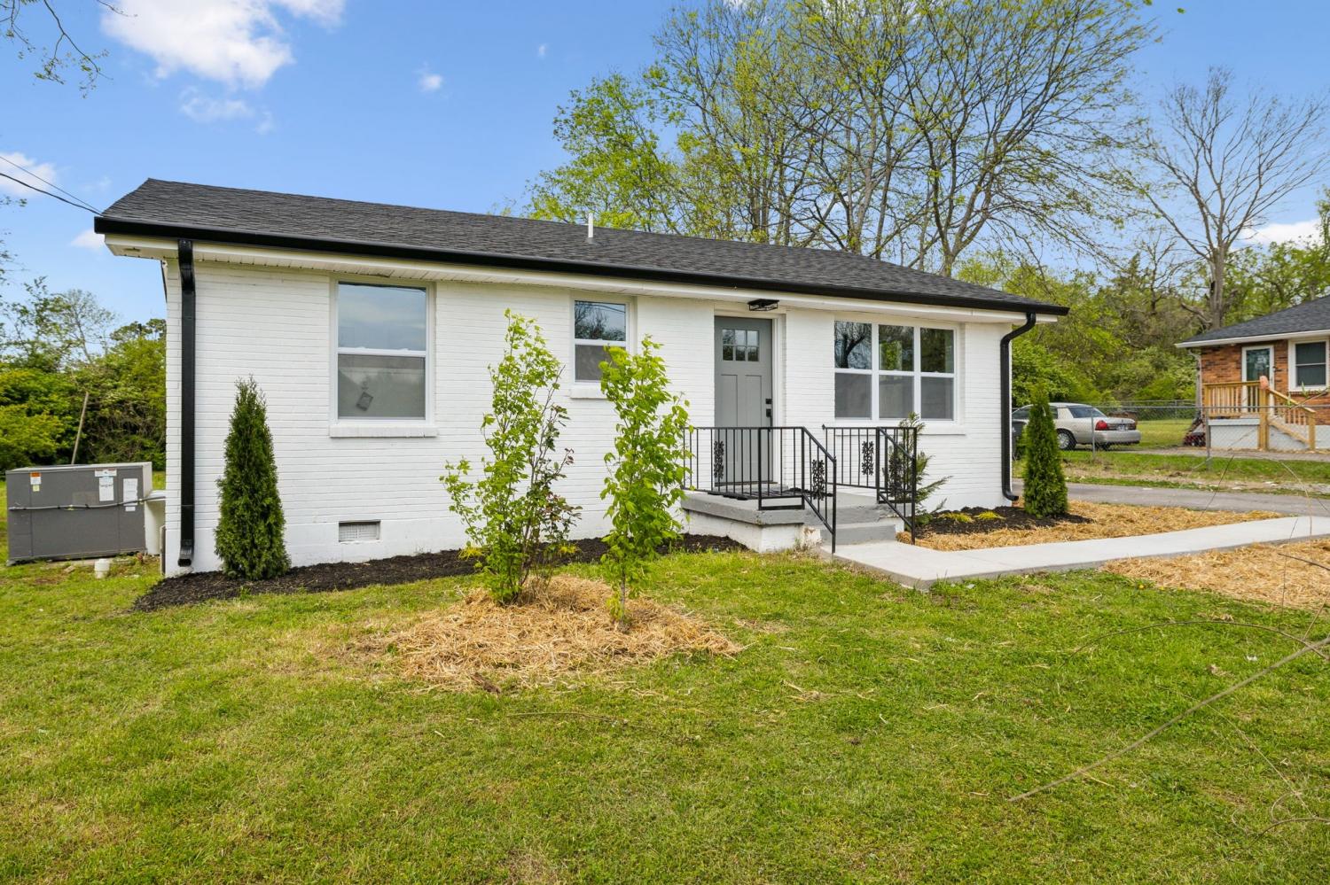 4003-Cedar-Cir For Sale