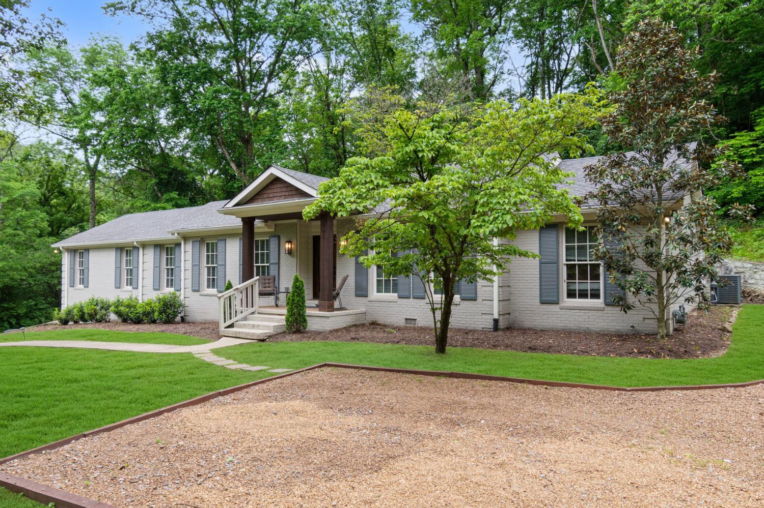 5175-Granny-White-Pike For Sale