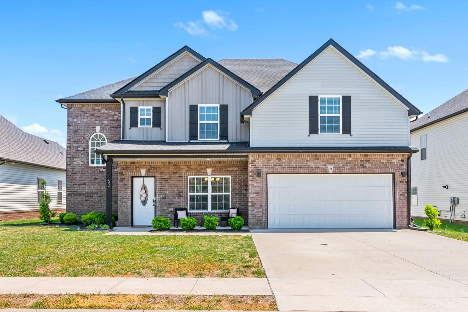 1621-Kestrel-Dr For Sale