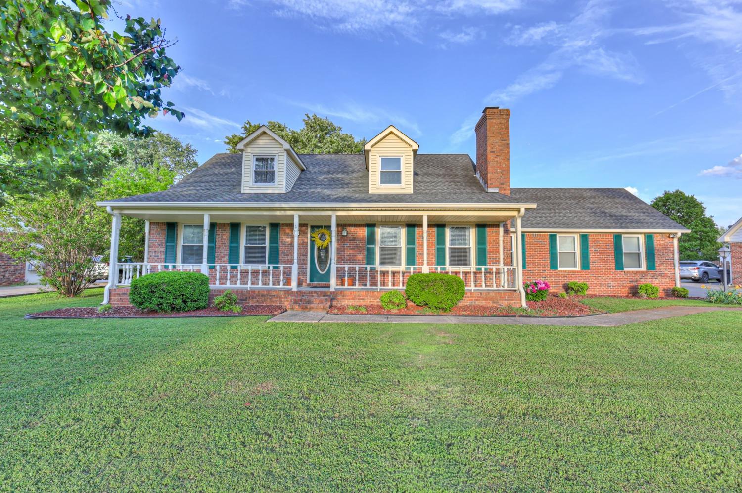 2146-Berkshire-Ln For Sale