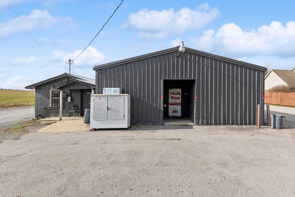 1821-Old-Gamaliel-Rd For Sale