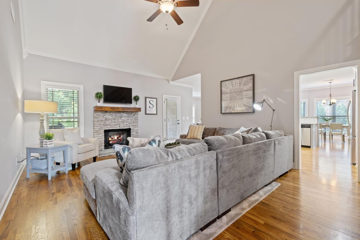 1005-Empire-Blvd For Sale