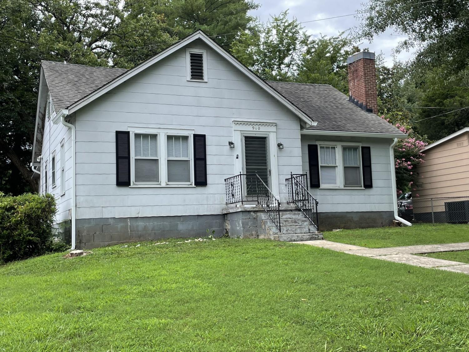 910-Ewing-Blvd For Sale