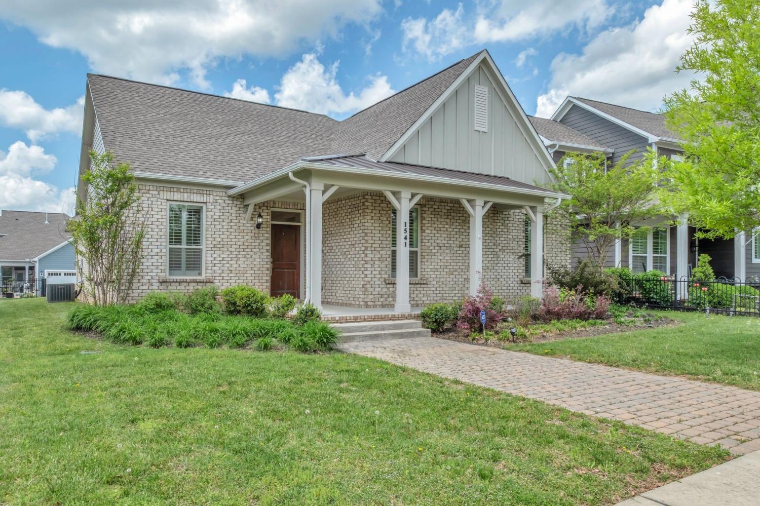 1541-Drakes-Creek-Rd For Sale