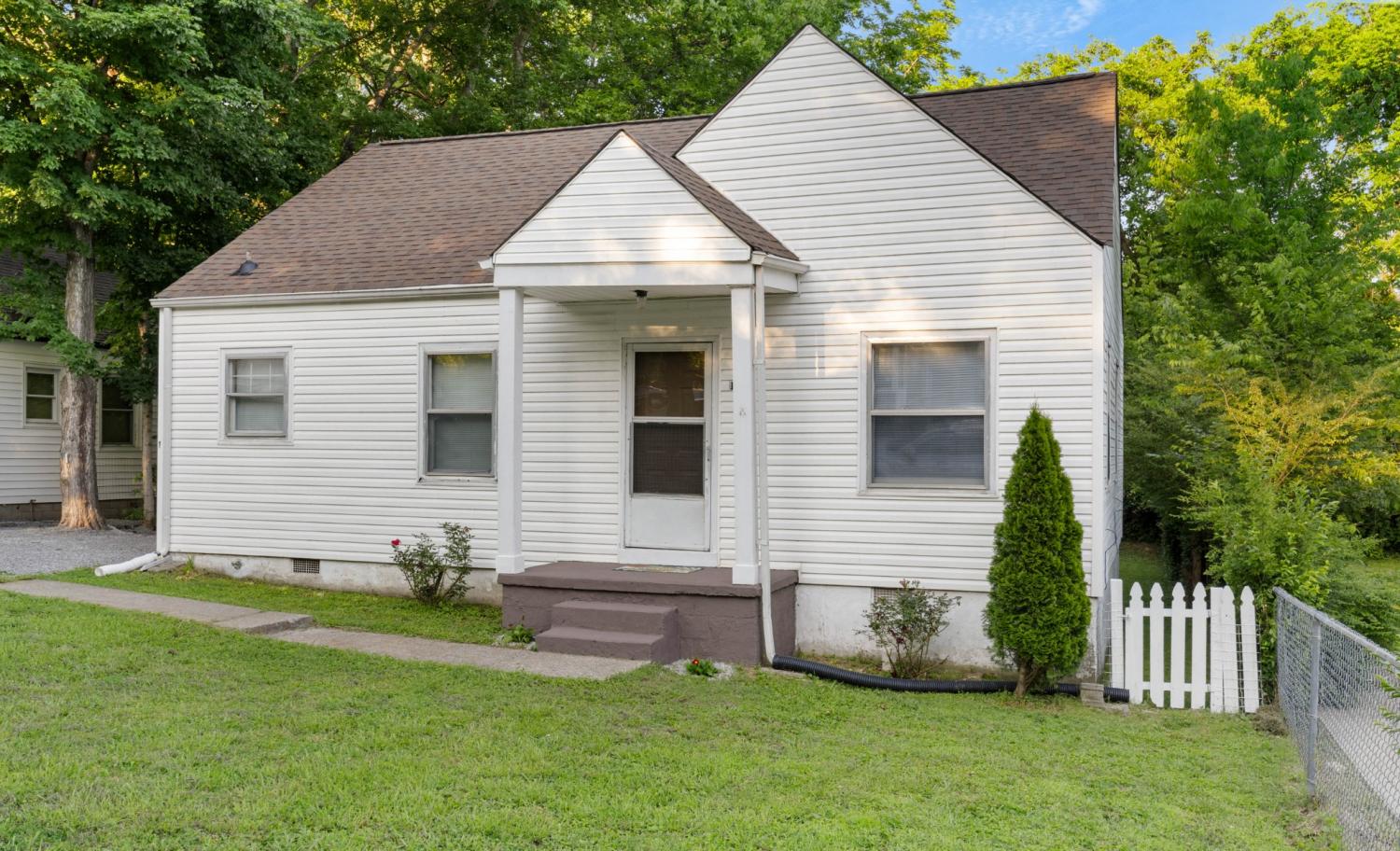 109-Riverview-Dr For Sale