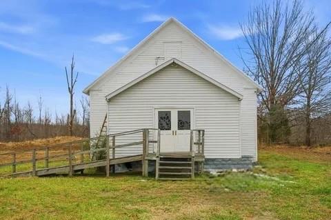 5918-Lakeview-Rd For Sale