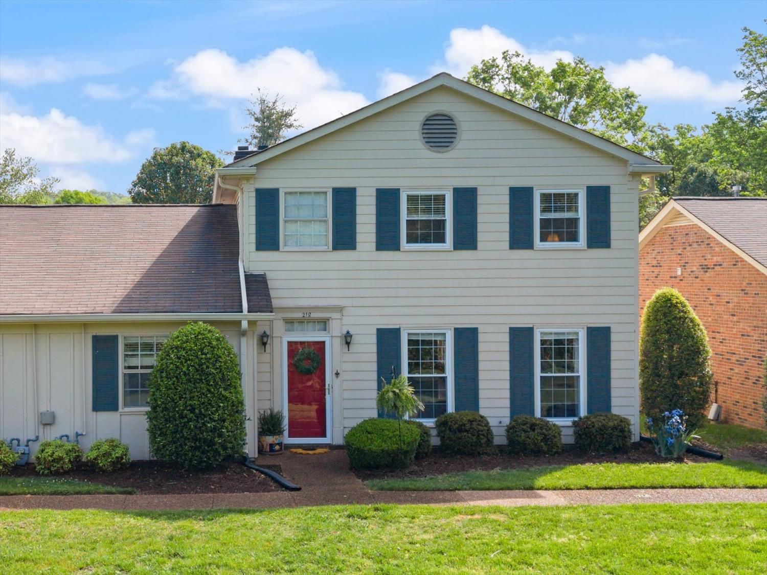 218-Boxwood-Dr For Sale